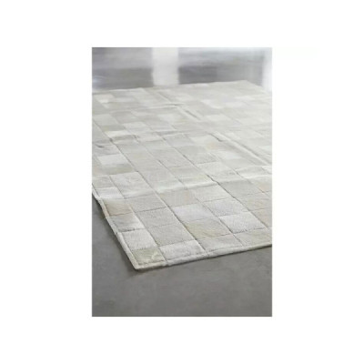 Koberec z hovězí kůže