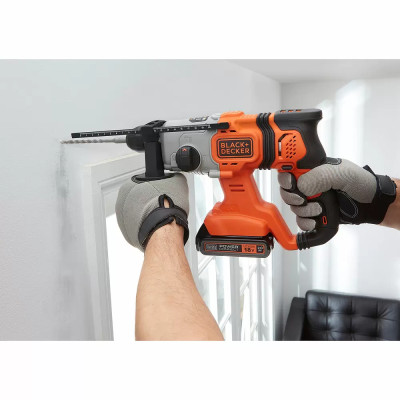 Aku kombinované kladivo BLACK+DECKER BCD900B-XJ, 1,2 J, BEZ BATERIE - B Aku kombinované kladivo BLACK+DECKER BCD900B-XJ, 1,2 J, BEZ BATERIE - B