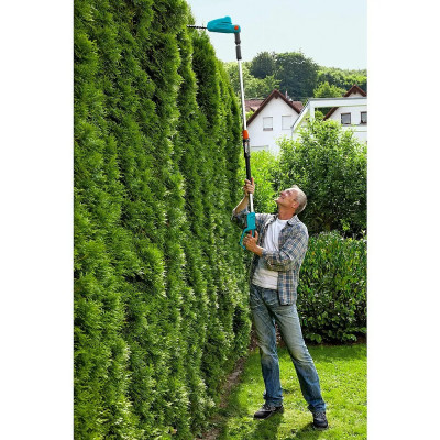 Teleskopické nůžky na živý plot GARDENA THS 42/18V P4A, 18 V, 1 baterie, délka čepele: 42 cm - B Teleskopické nůžky na živý plot GARDENA THS 42/18V P4A, 18 V, 1 baterie, délka čepele: 42 cm - B