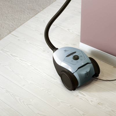 Podlahový vysavač ELECTROLUX Pure D8.2 PD82-4MB, modrý - N Podlahový vysavač ELECTROLUX Pure D8.2 PD82-4MB, modrý - N