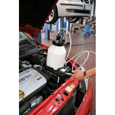 Plnicí zařízení převodového oleje BRILLIANT TOOLS BT621000 s adaptérem - B