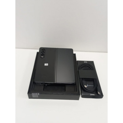 Chytrý telefon SAMSUNG Galaxy Z Fold3 (SM-F926BZKDEUB) Chytrý telefon SAMSUNG Galaxy Z Fold3 (SM-F926BZKDEUB)