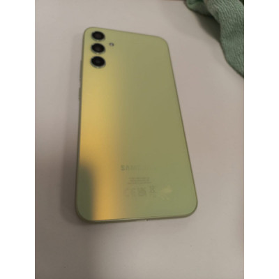6GB/128GB 6GB/128GB