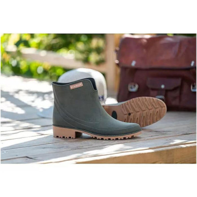 khaki khaki